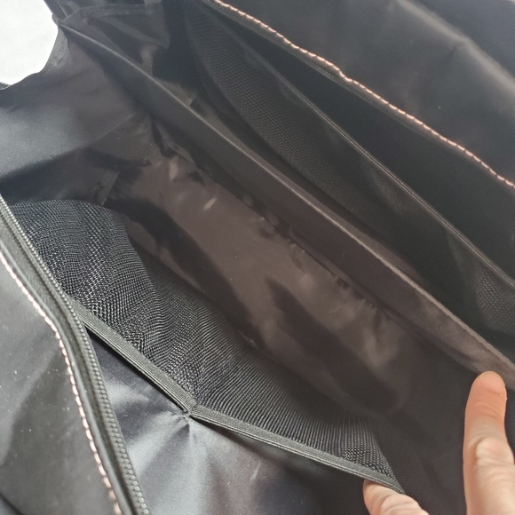 New Mary Kay Zippered Quilted Tote Travel Cosmetic Bag - Picture 9 of 13